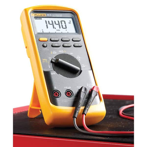 Fluke 88V Automotive multimeter : Electrical Parameter measurements